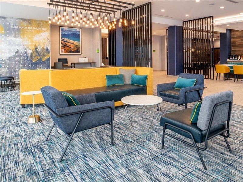 La Quinta Inn & Suites By Wyndham Spokane Downtown Екстериор снимка