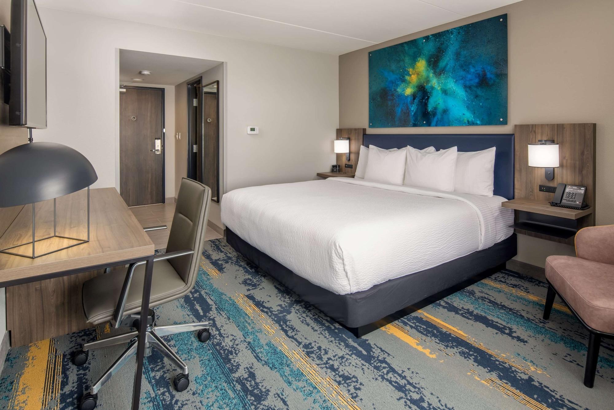 La Quinta Inn & Suites By Wyndham Spokane Downtown Екстериор снимка