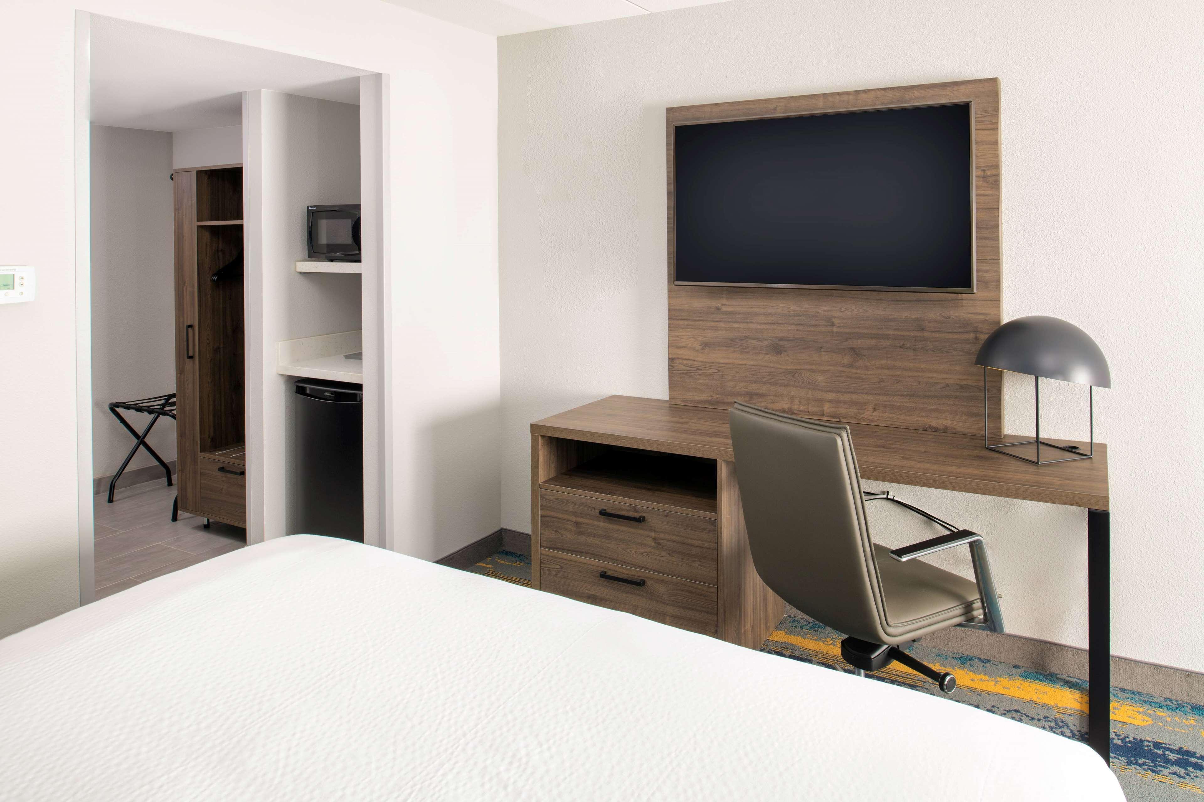 La Quinta Inn & Suites By Wyndham Spokane Downtown Екстериор снимка