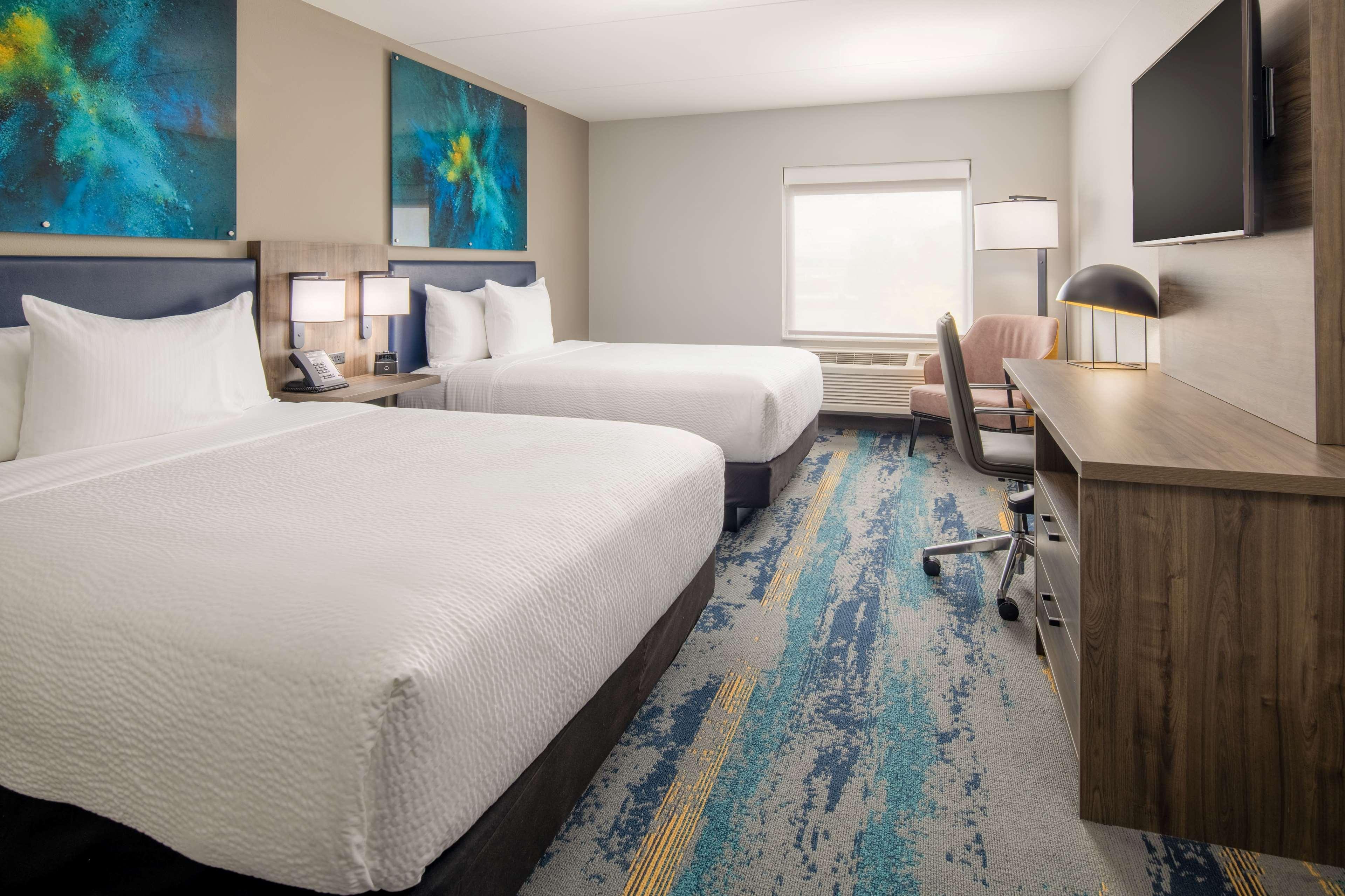 La Quinta Inn & Suites By Wyndham Spokane Downtown Екстериор снимка