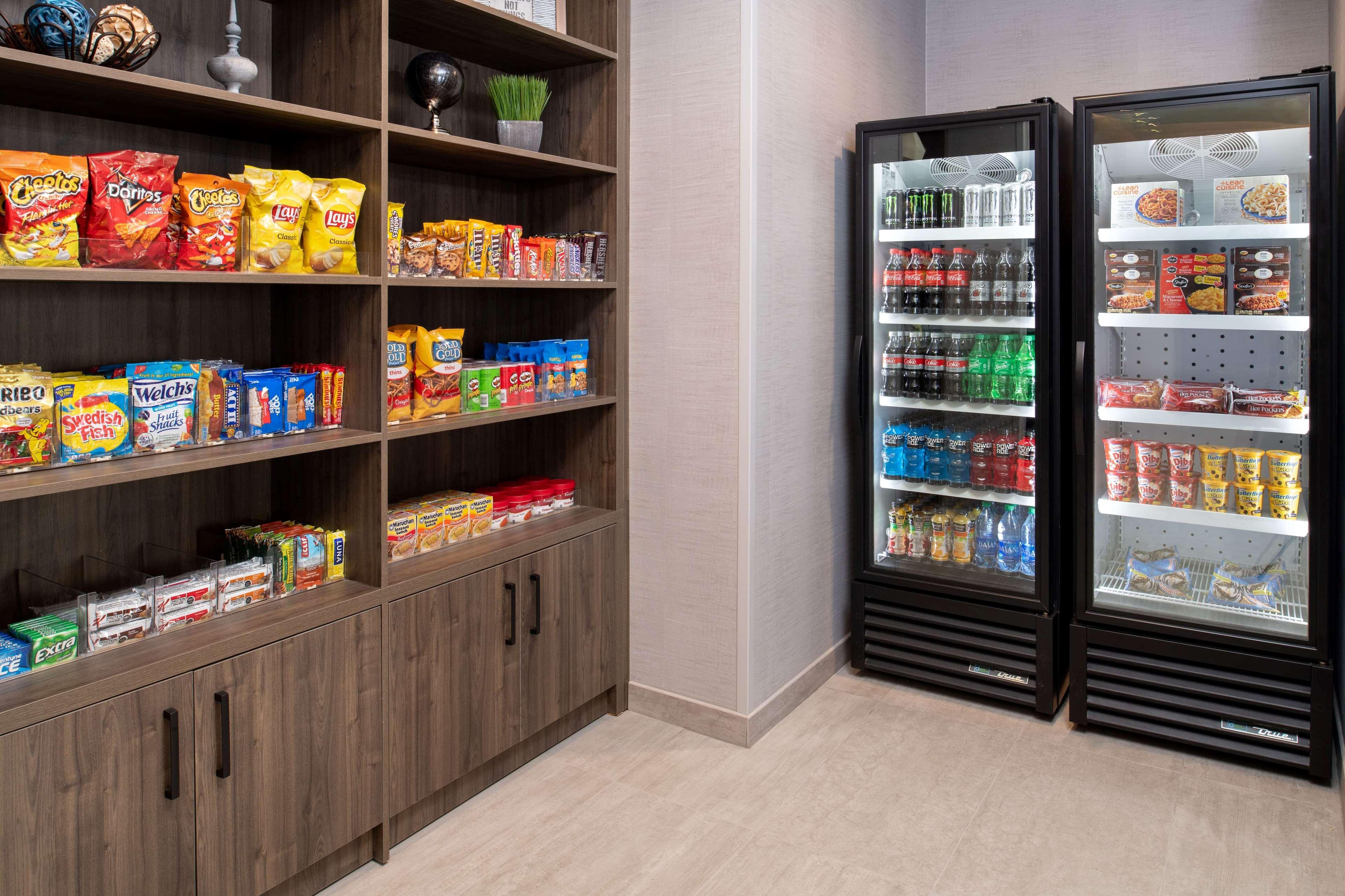 La Quinta Inn & Suites By Wyndham Spokane Downtown Екстериор снимка