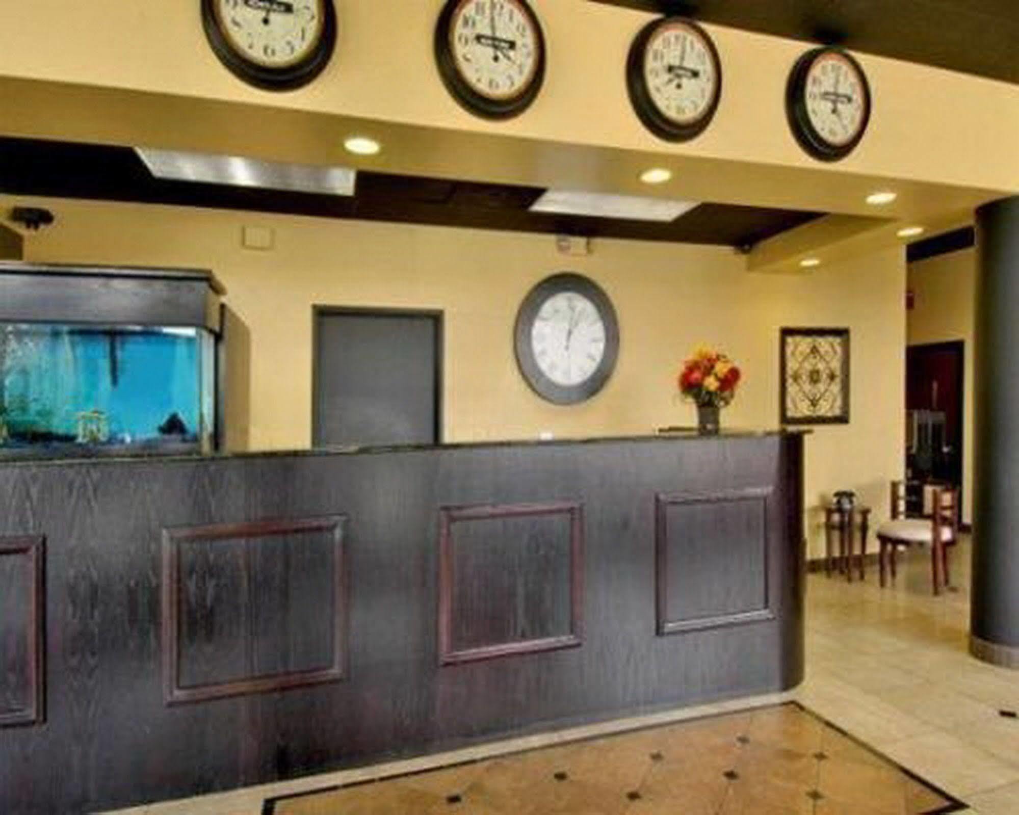 La Quinta Inn & Suites By Wyndham Spokane Downtown Екстериор снимка