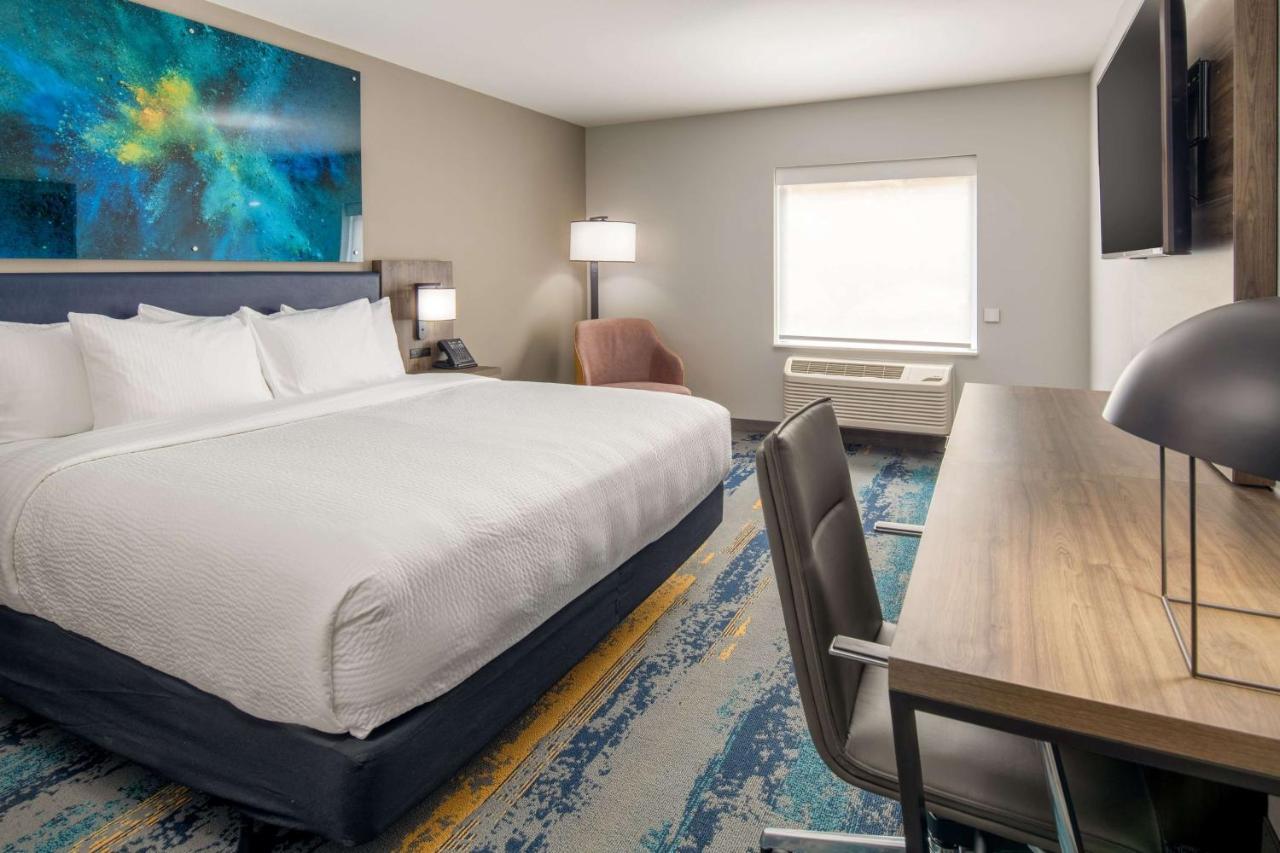 La Quinta Inn & Suites By Wyndham Spokane Downtown Екстериор снимка